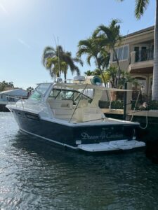 Tiara 40